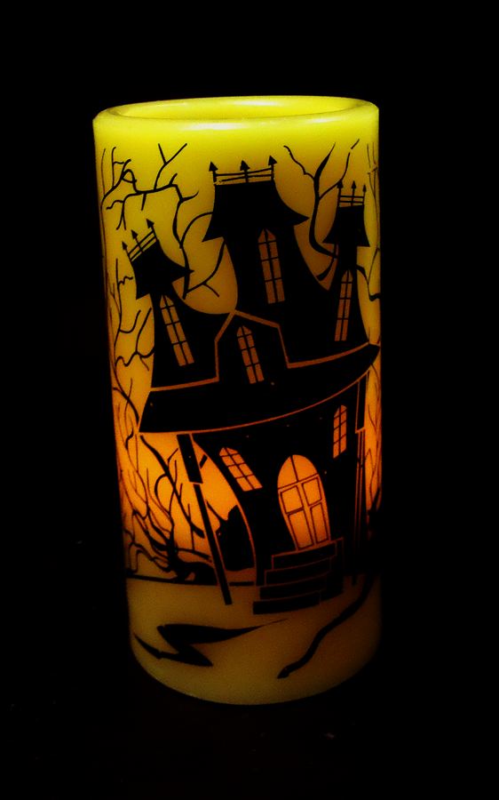 LED Haunted House Candle 2010.JPG